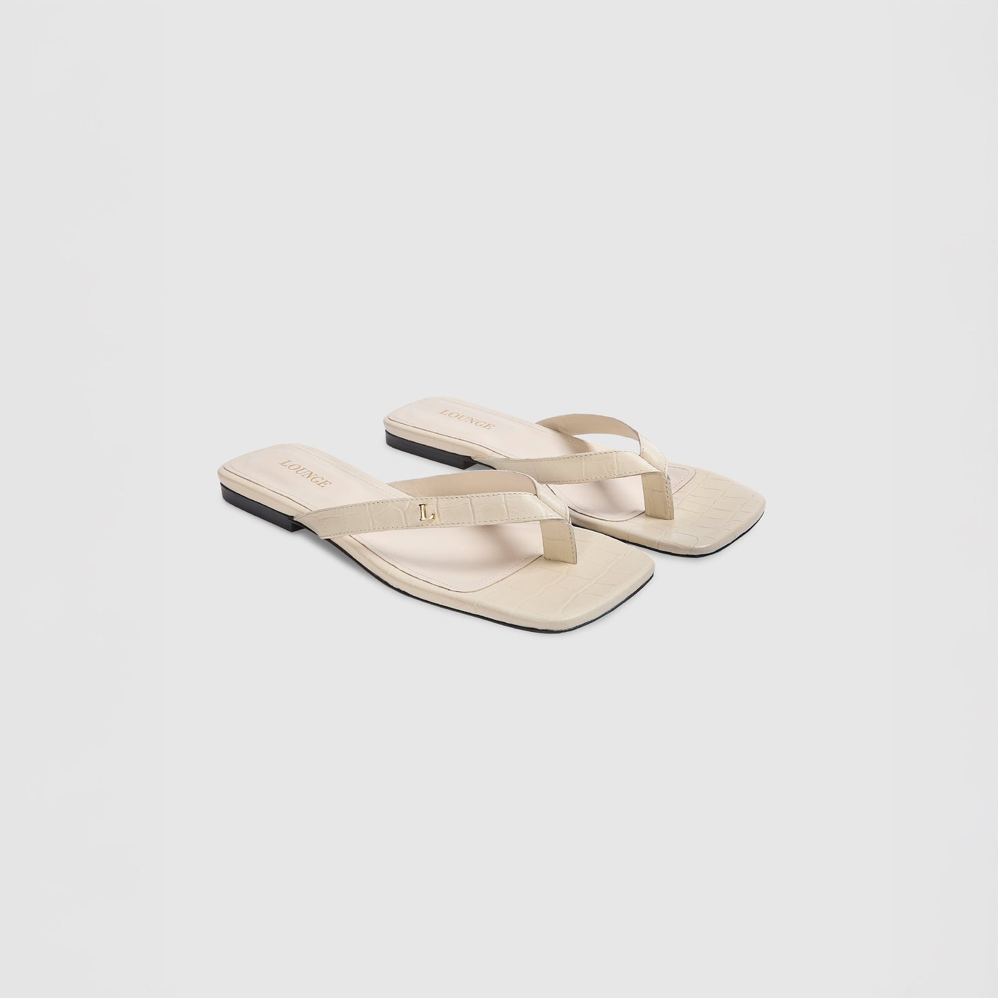 Brielle Flip Flops - Cream