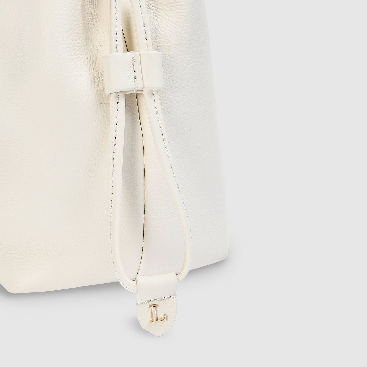 Blythe Bucket Bag - Cream